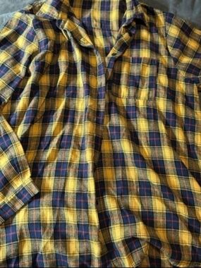 Men's Yellow & Navy Plaid Button-Up Shirt